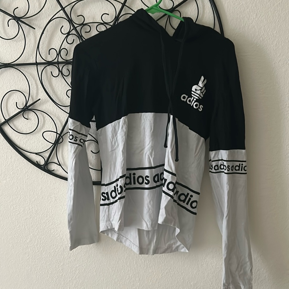 T shirt hoodie